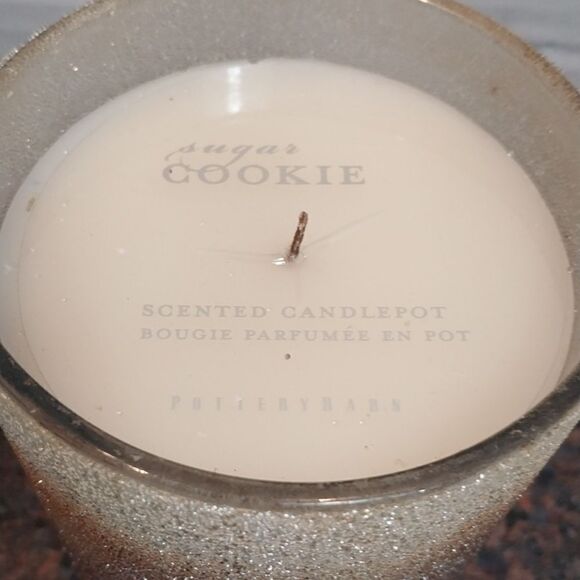 Pottery Barn "Sugar Cookie" Candle in Frosted Jar...NEW - Picture 3 of 4